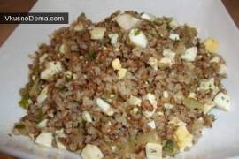 Гречневая каша с яйцом